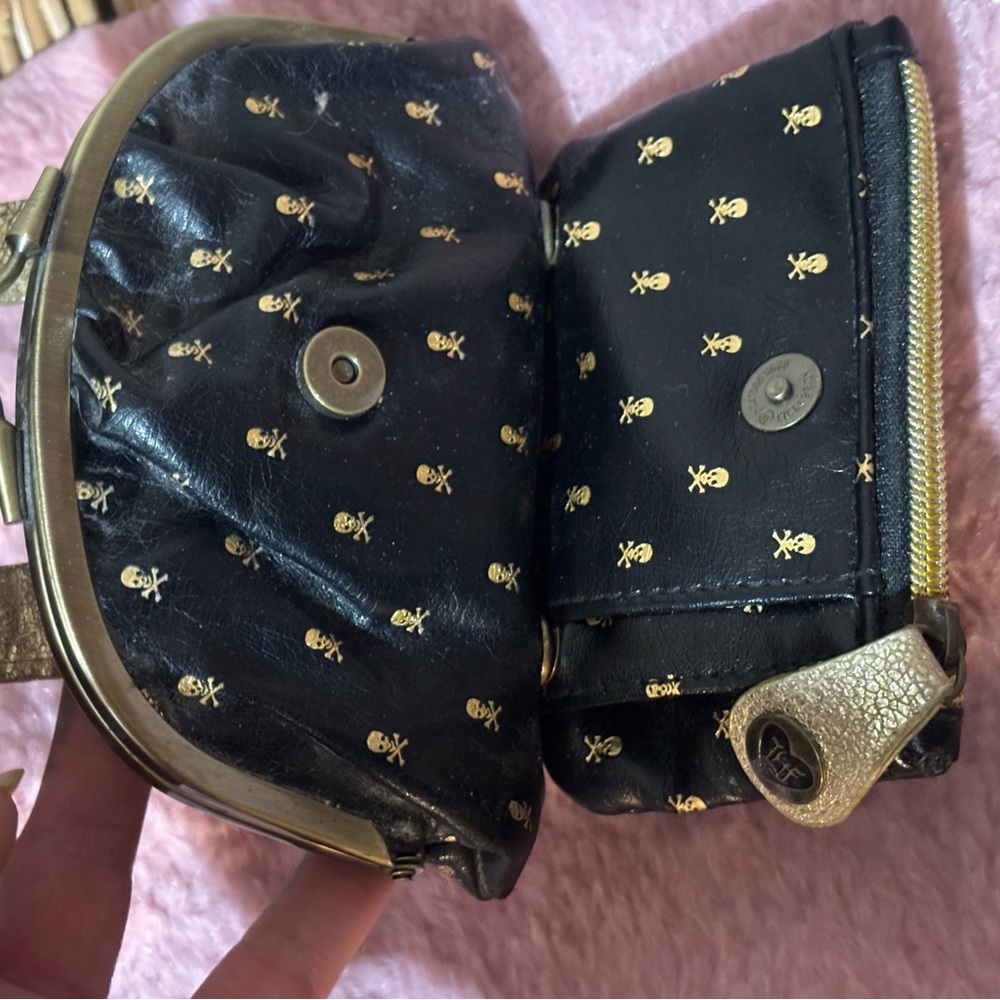 Vintage Loungefly Skull Wallet Pouch - Picture 3 of 8